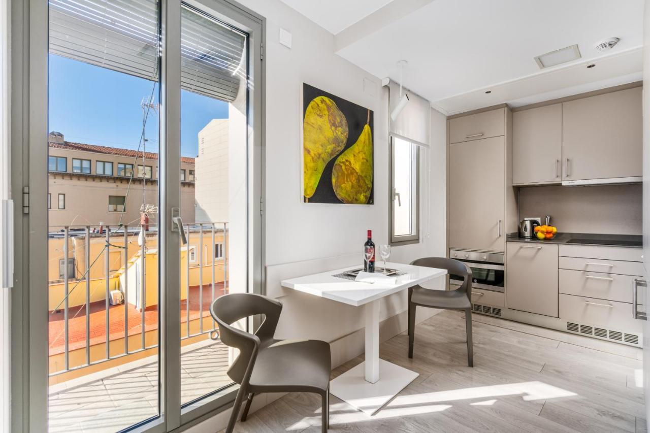 Kronos On The Beach Suite 3 Barcelona Exterior photo